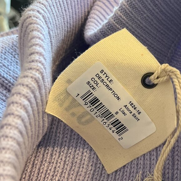 Seroya Woman's Purple Devin Sweater/Aloha Skirt Set Sz Sm - Picture 8 of 10